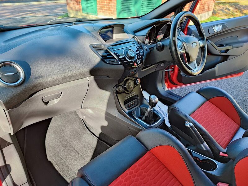 FORD FIESTA