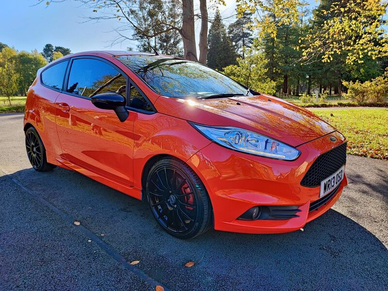 View FORD FIESTA 1.6T EcoBoost ST-2 Euro 5 3dr