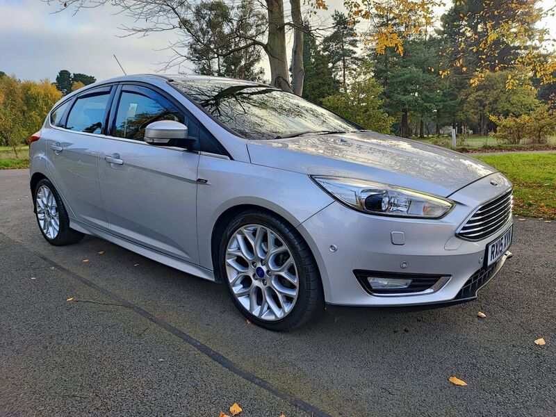 View FORD FOCUS 1.0T EcoBoost Titanium X Euro 6 (s/s) 5dr