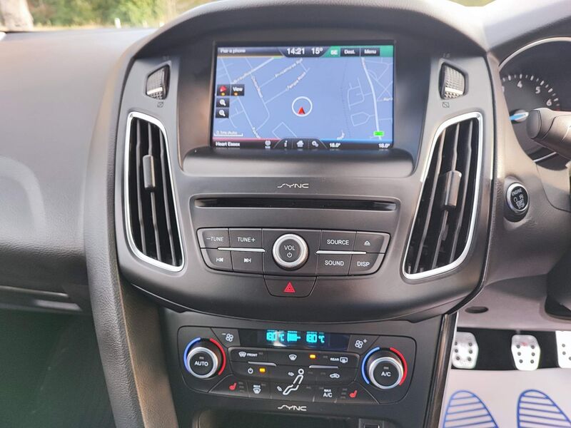 FORD FOCUS