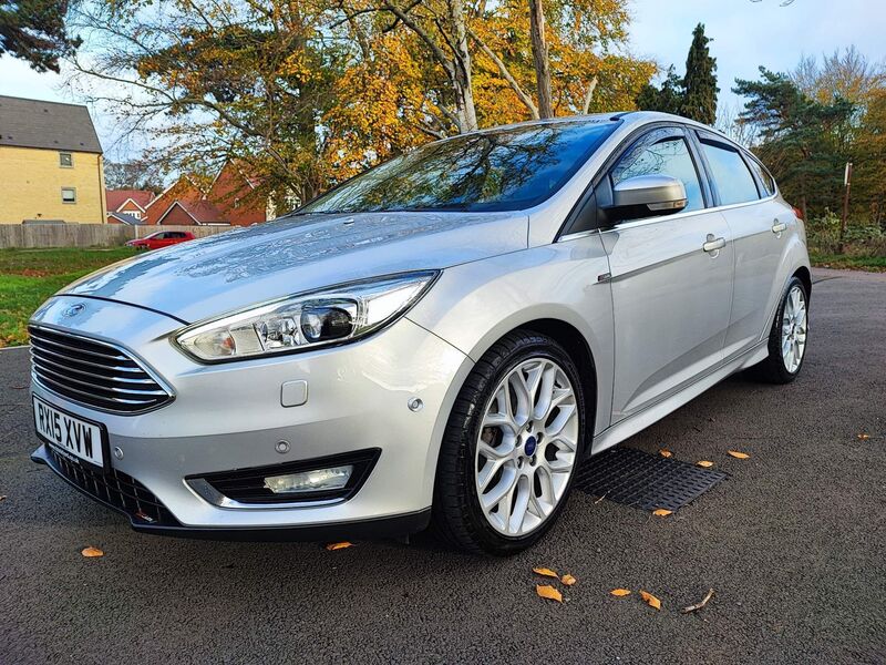 FORD FOCUS