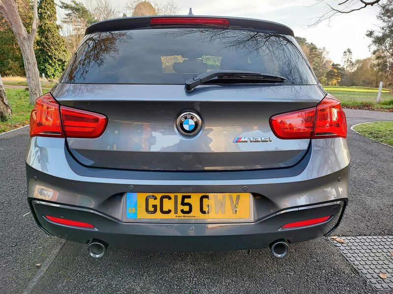 BMW 1 SERIES
