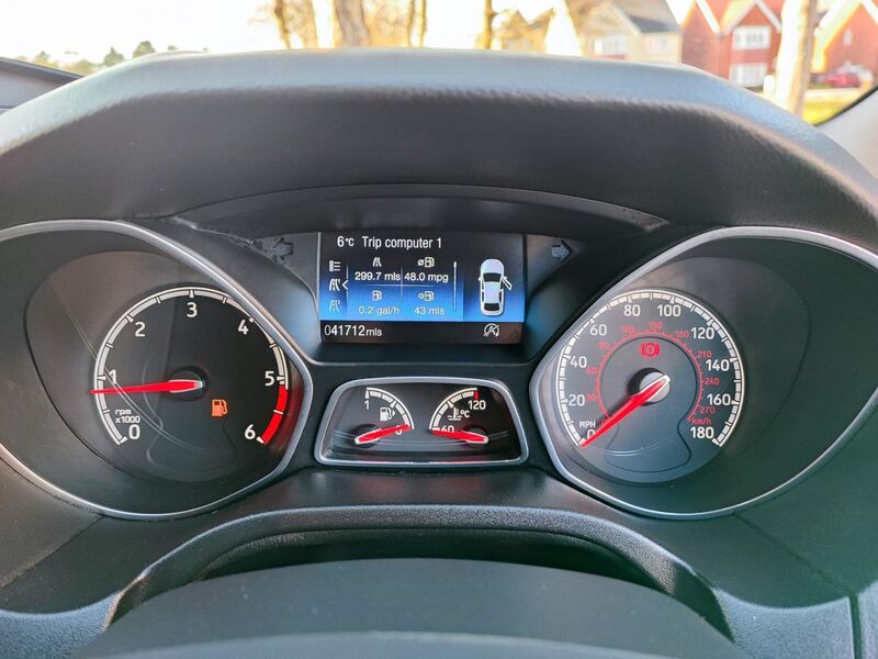 FORD FOCUS