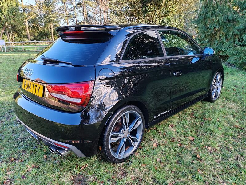 AUDI S1