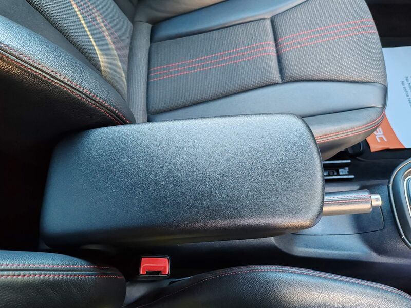 AUDI S1