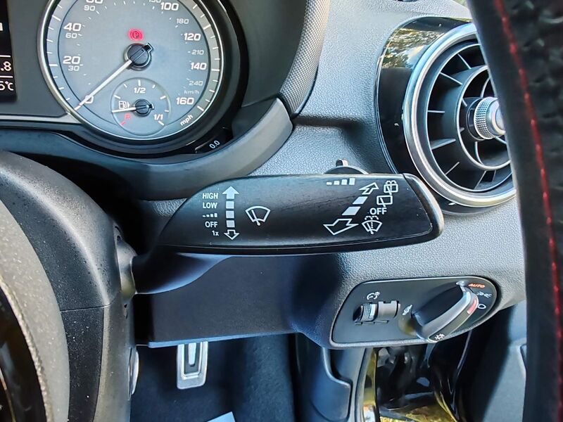 AUDI S1