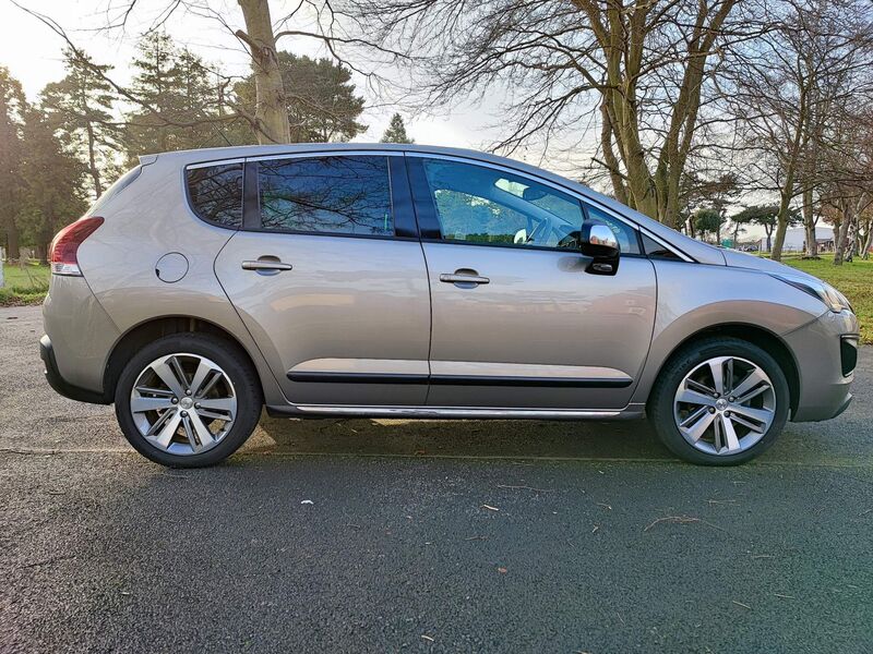 View PEUGEOT 3008 1.6 BlueHDi Allure Euro 6 (s/s) 5dr