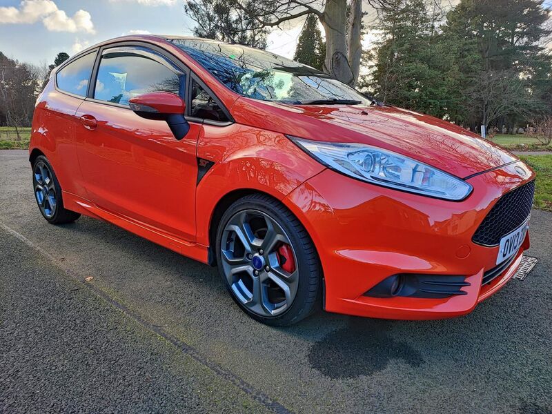 View FORD FIESTA 1.6T EcoBoost ST-2 Euro 5 3dr