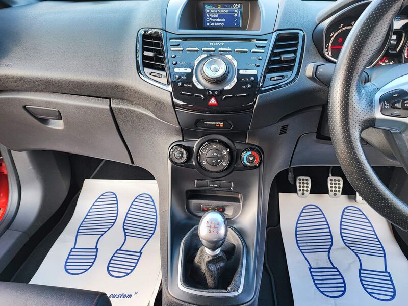FORD FIESTA