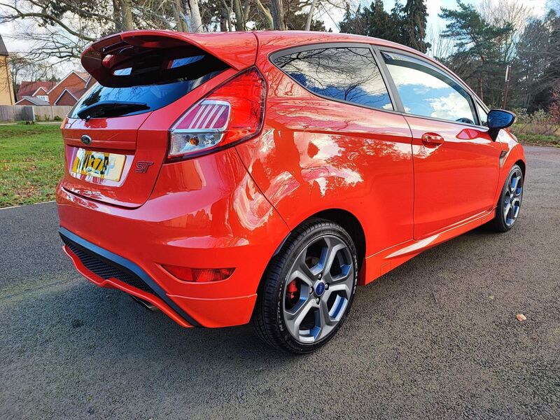 FORD FIESTA