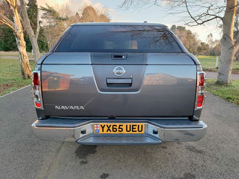 NISSAN NAVARA