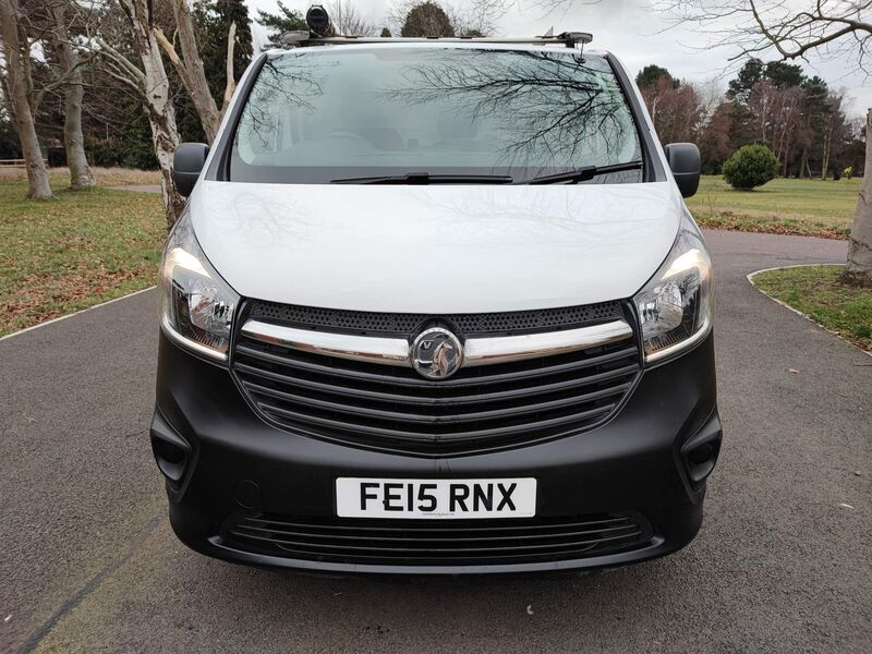 VAUXHALL VIVARO