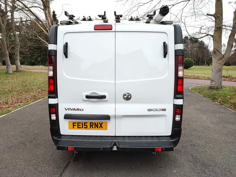 VAUXHALL VIVARO