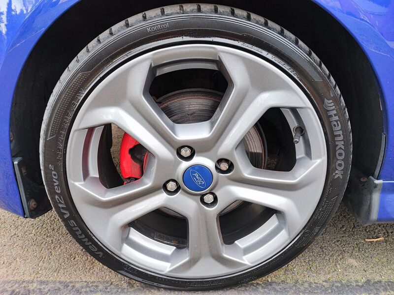 FORD FIESTA
