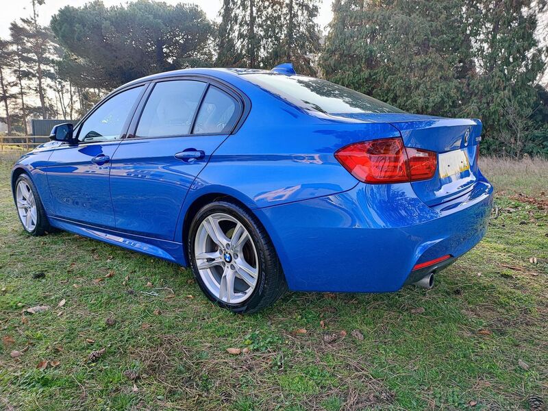 BMW 3 SERIES