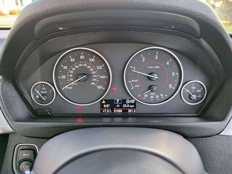 BMW 3 SERIES