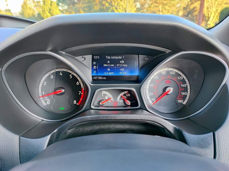 FORD FOCUS