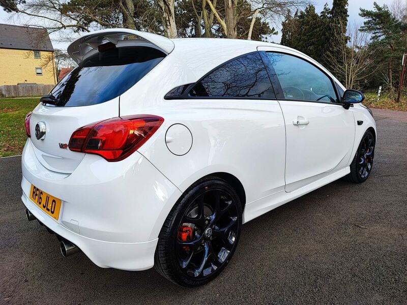 VAUXHALL CORSA