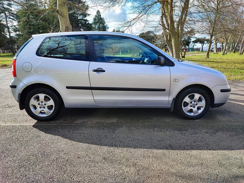 View VOLKSWAGEN POLO 1.2 E 3dr