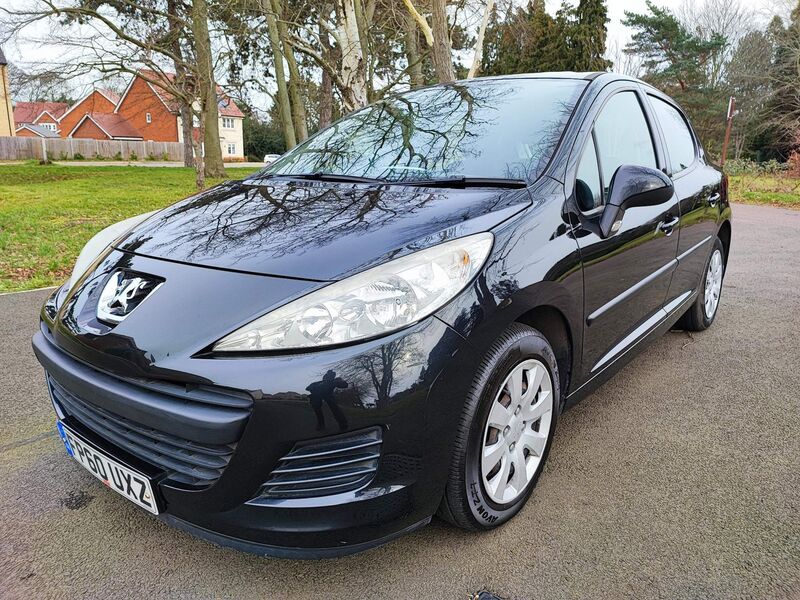 PEUGEOT 207