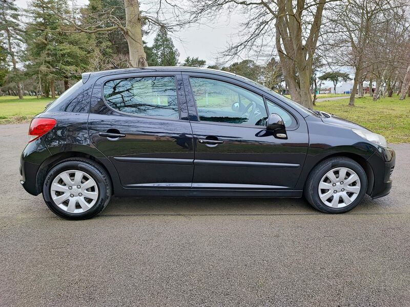 View PEUGEOT 207 1.4 S Euro 5 5dr (A/C)