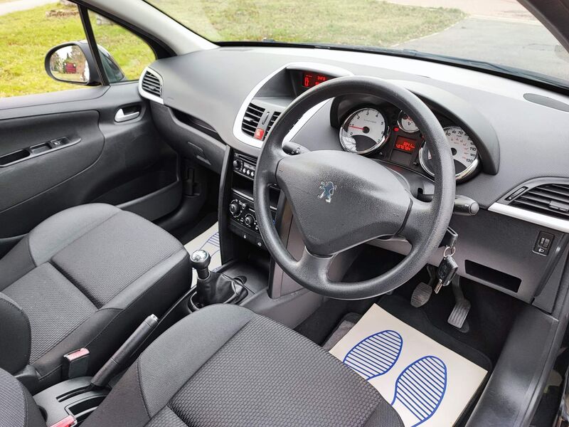 View PEUGEOT 207 1.4 S Euro 5 5dr (A/C)