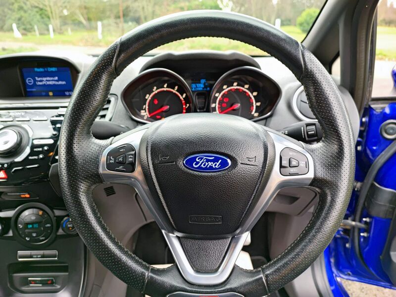 FORD FIESTA