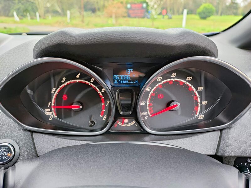FORD FIESTA