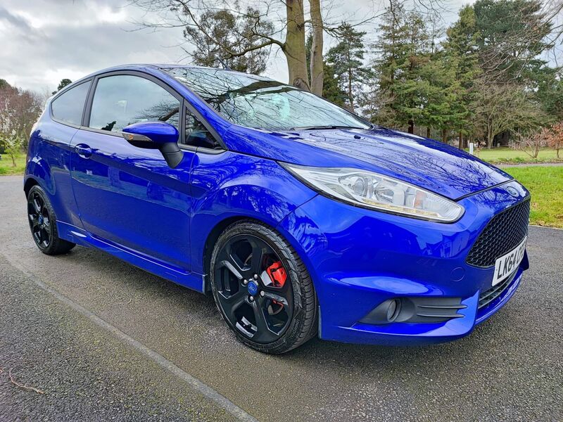 View FORD FIESTA 1.6T EcoBoost ST-3 Euro 5 (s/s) 3dr