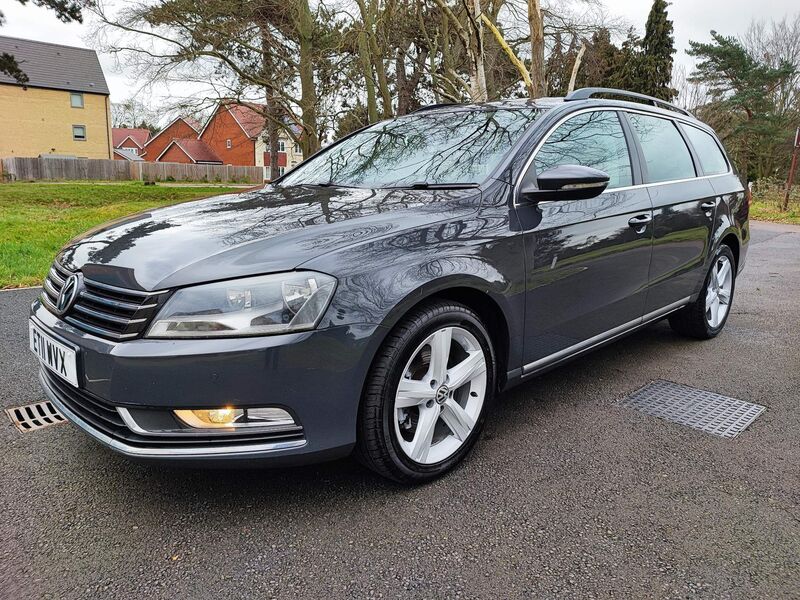 VOLKSWAGEN PASSAT