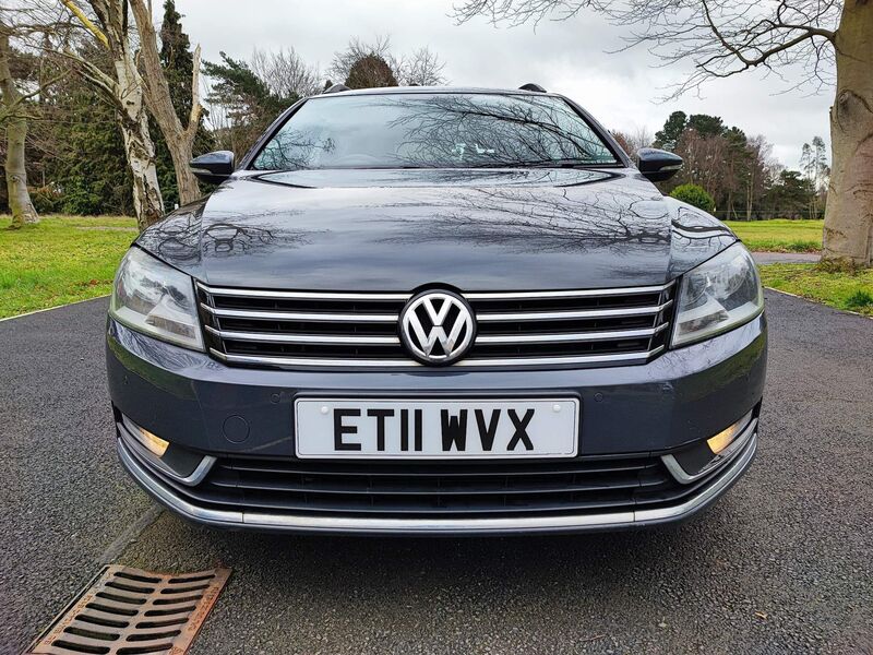 VOLKSWAGEN PASSAT