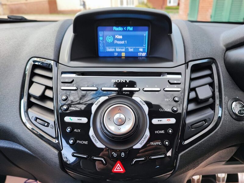 FORD FIESTA