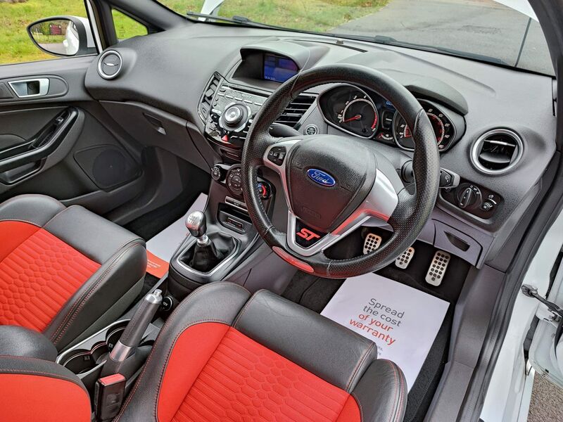 View FORD FIESTA 1.6T EcoBoost ST-2 Euro 5 3dr