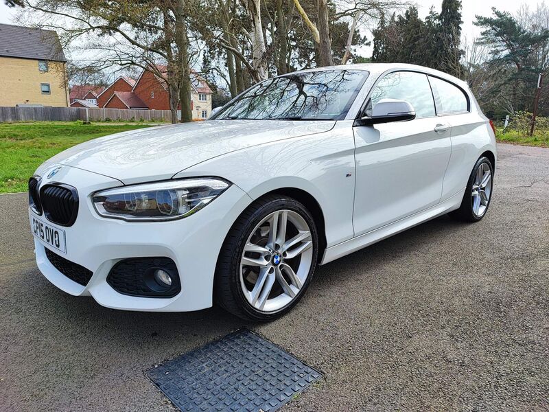 BMW 1 SERIES