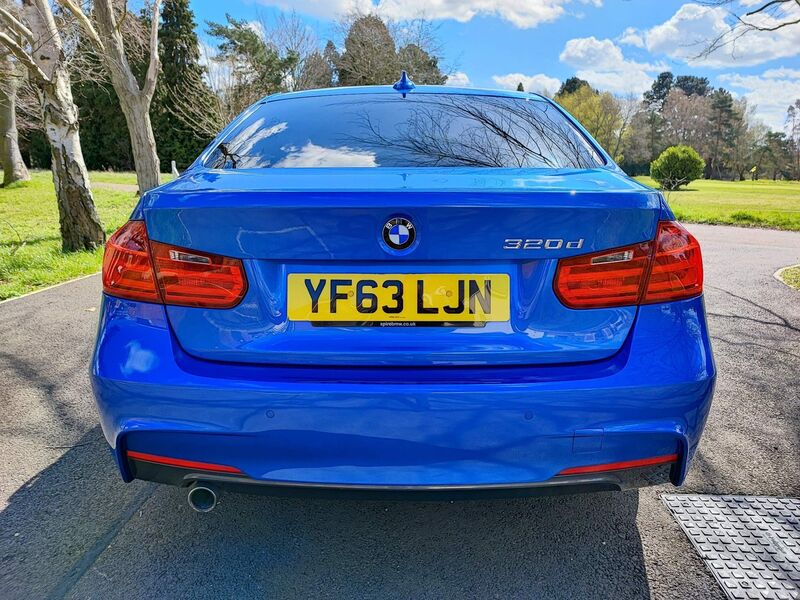 BMW 3 SERIES