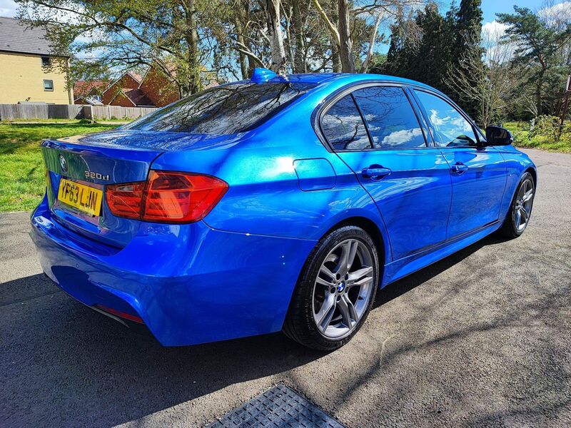 BMW 3 SERIES