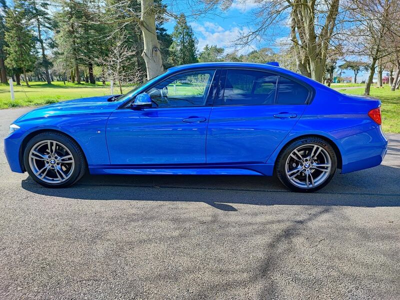 BMW 3 SERIES