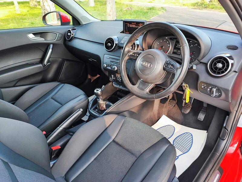 AUDI A1