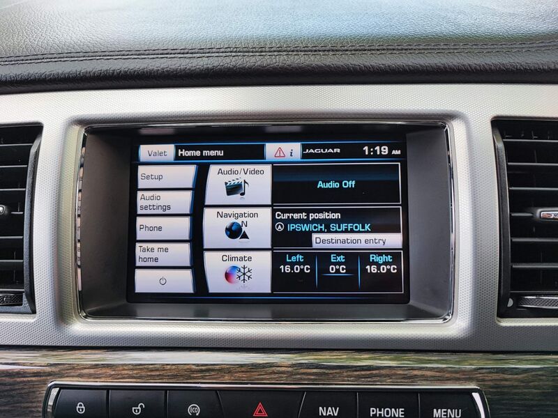 JAGUAR XF