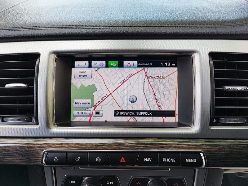JAGUAR XF