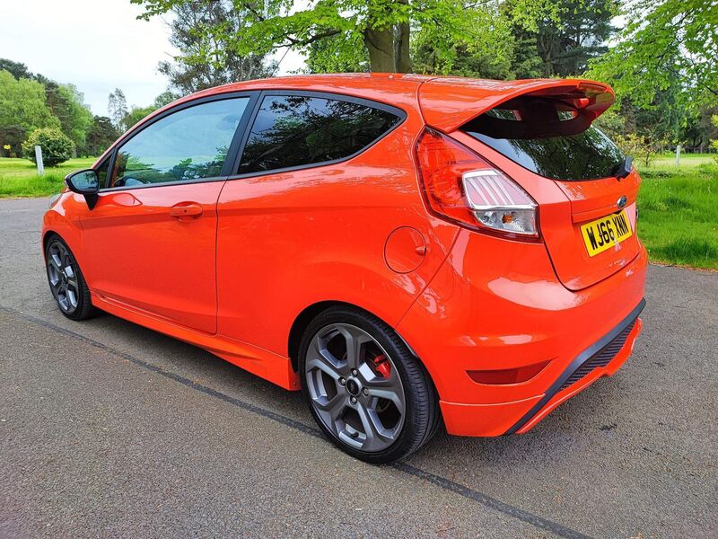 FORD FIESTA