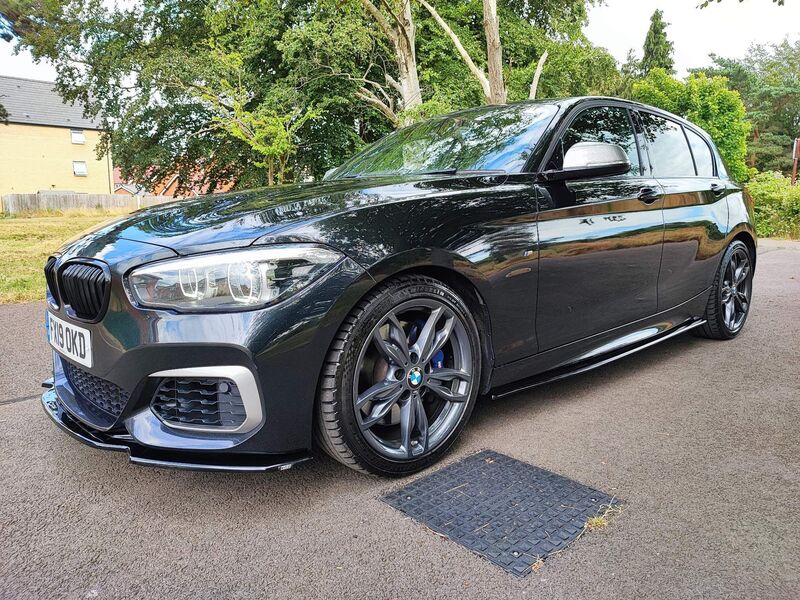 BMW 1 SERIES