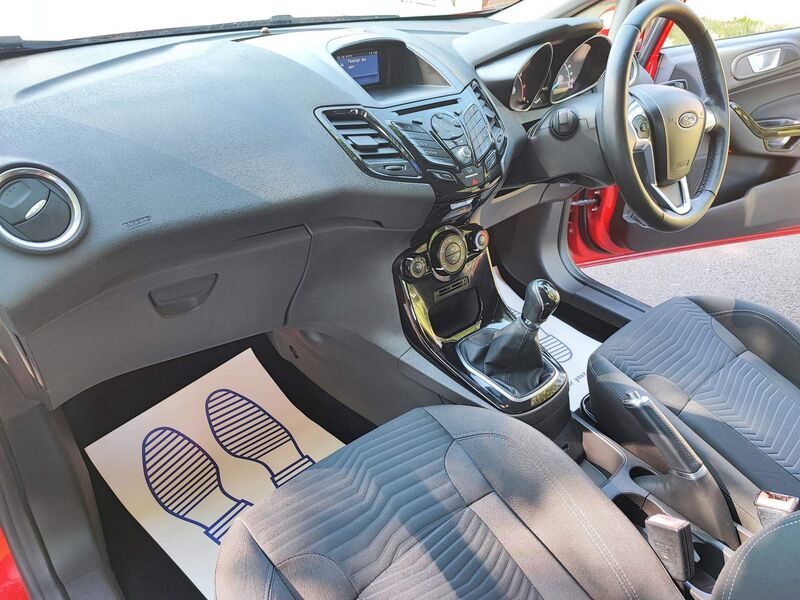 FORD FIESTA