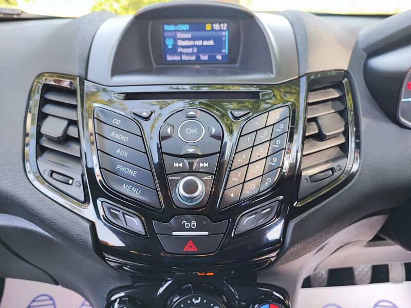 FORD FIESTA