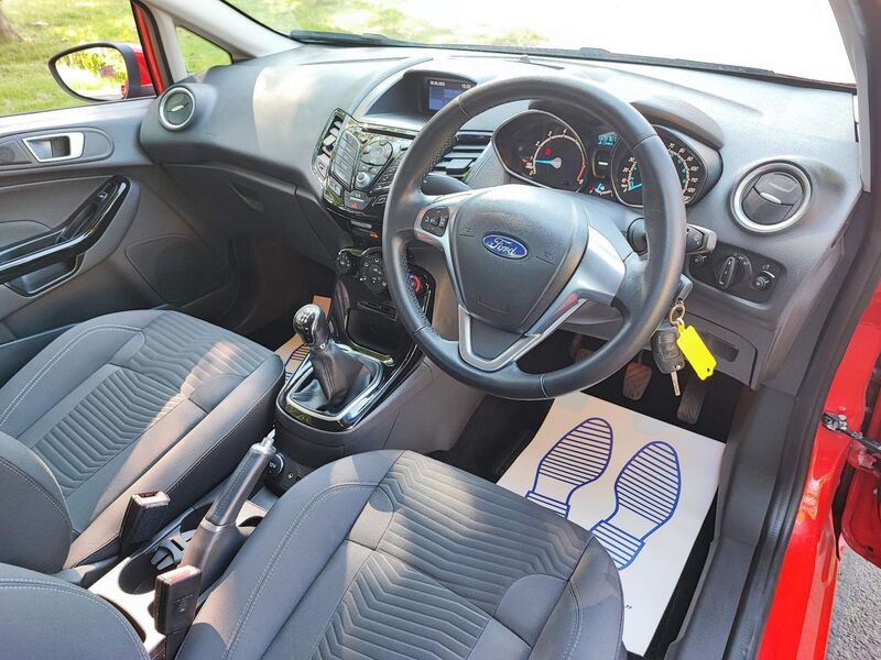 FORD FIESTA