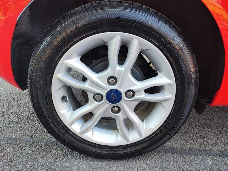 FORD FIESTA
