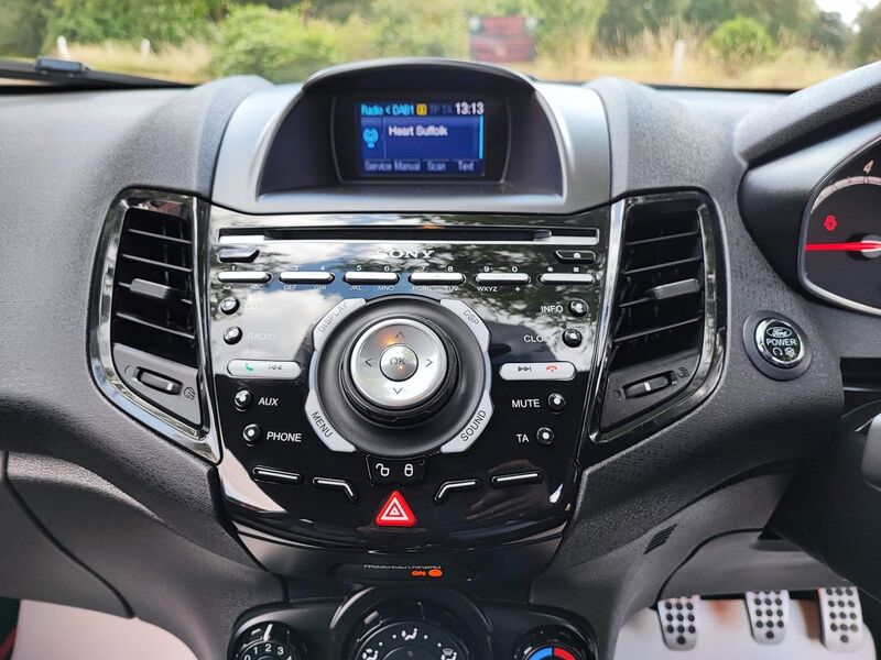 FORD FIESTA
