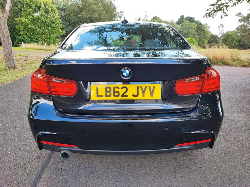 BMW 3 SERIES