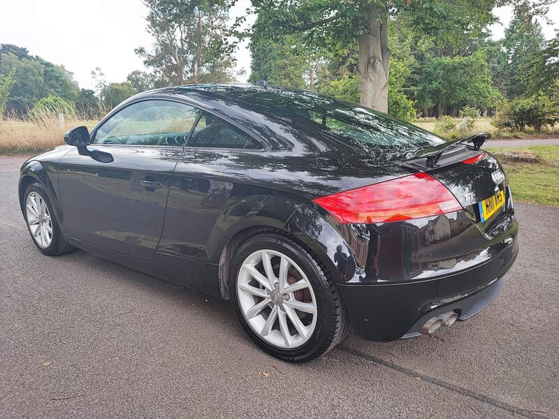 AUDI TT