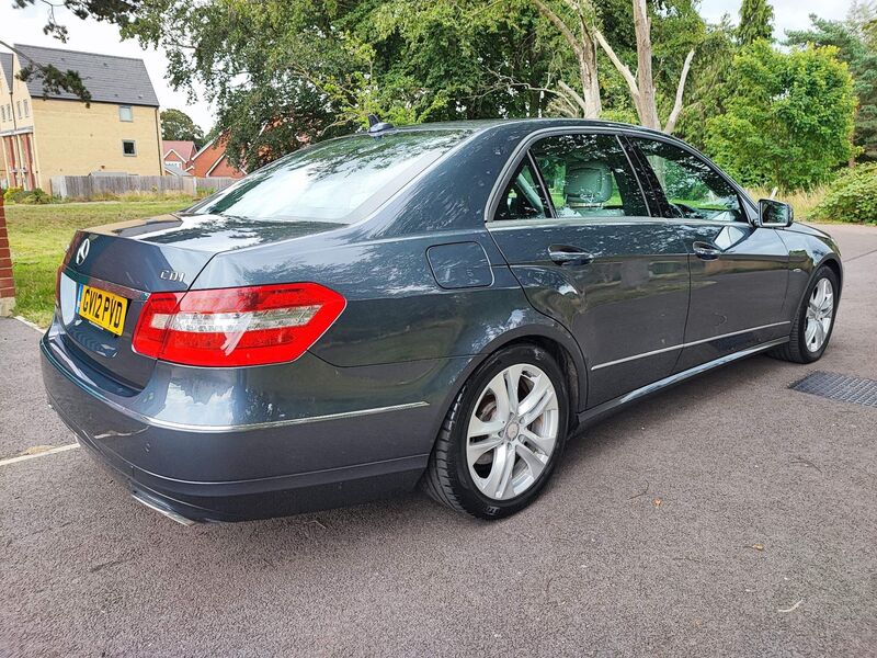 View MERCEDES-BENZ E CLASS 2.1 E220 CDI BlueEfficiency Executive SE G-Tronic+ Euro 5 (s/s) 4dr